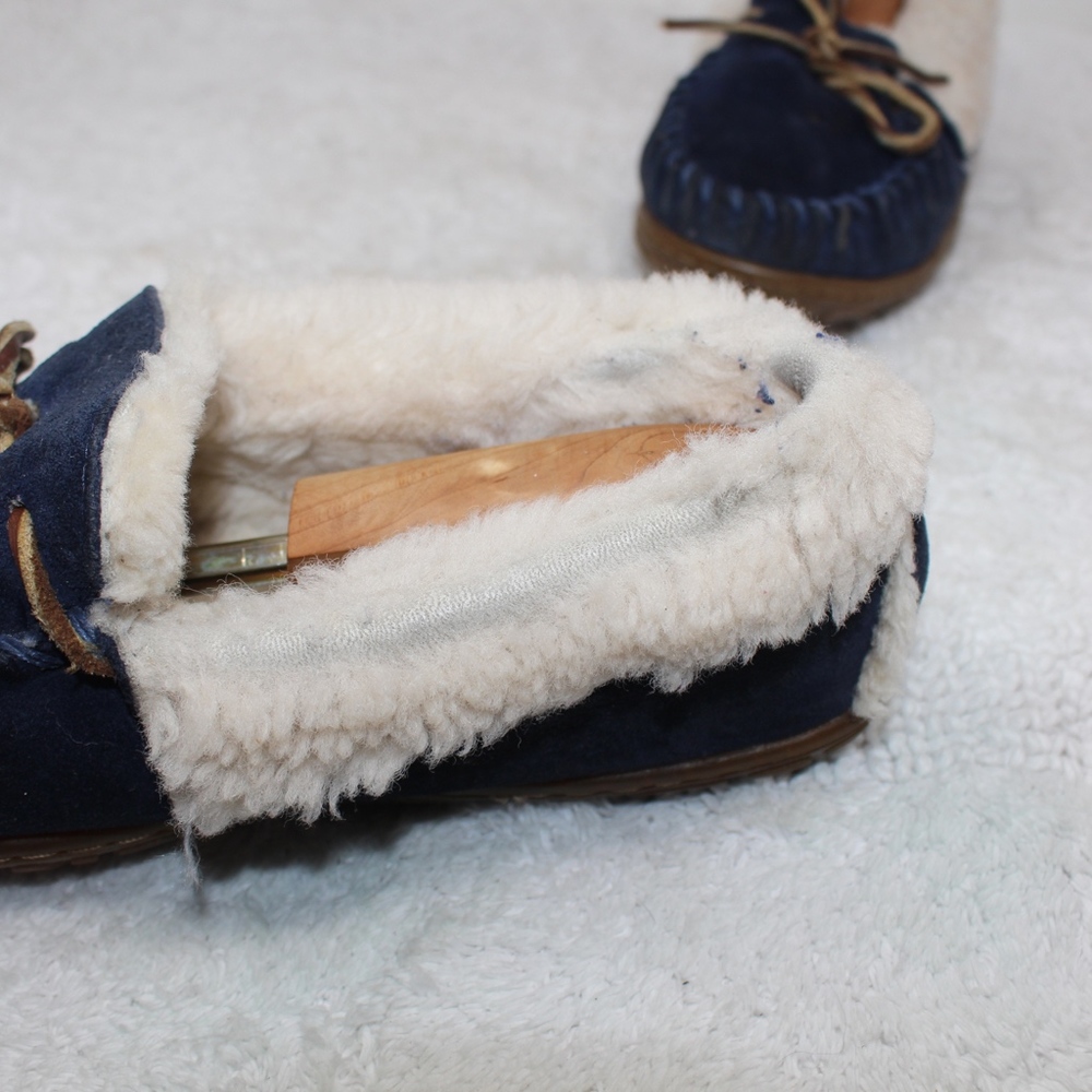 LL Bean Wicked Good Shearling Moc Slippers Blue 7 - Picture 5 of 8